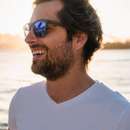 Handsome, tall and tanned guy wants to meet shy woman in San Diego